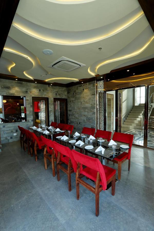 Hotel Kasturi Orchid Pal Экстерьер фото