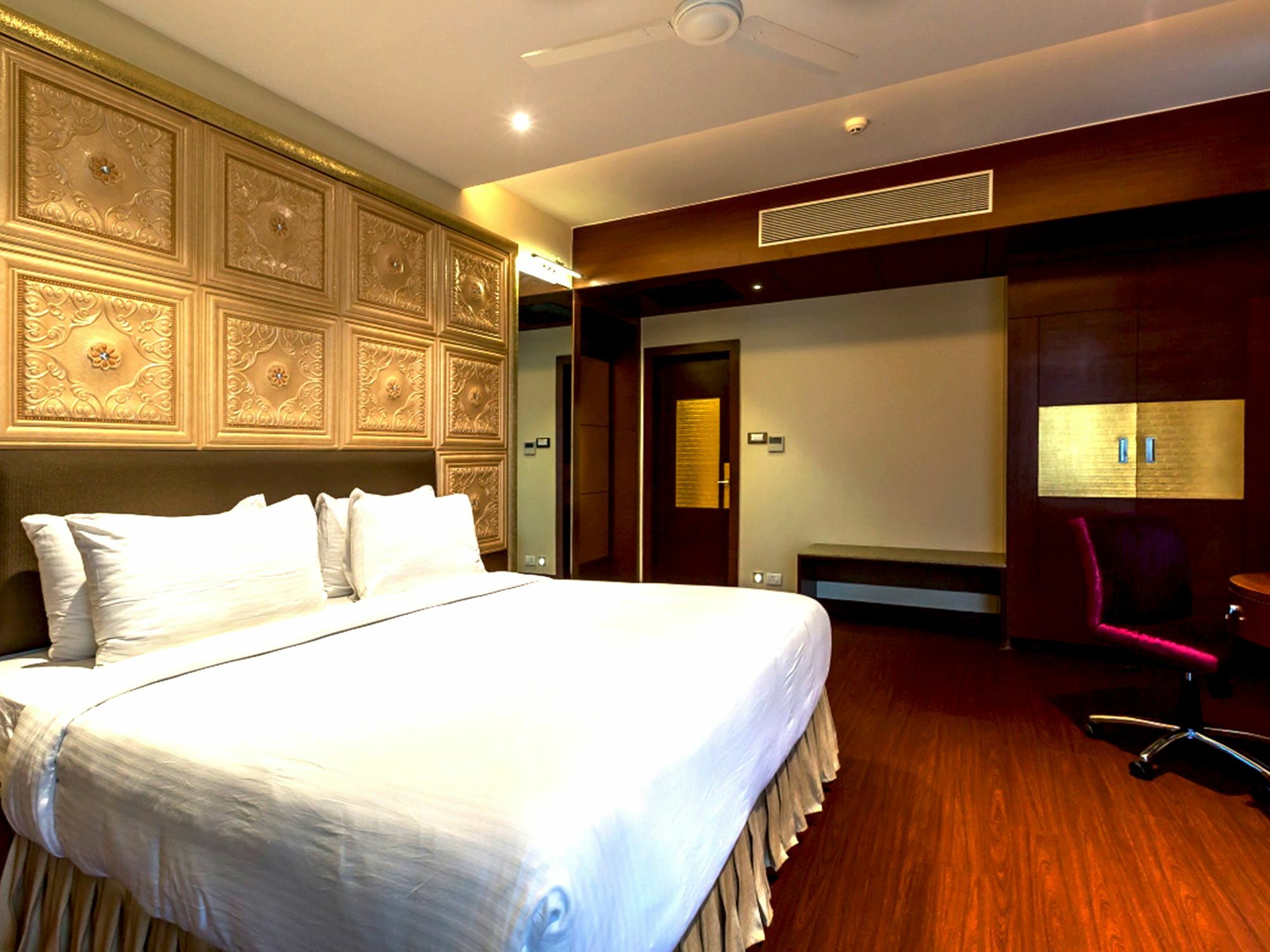 Hotel Kasturi Orchid Pal Экстерьер фото