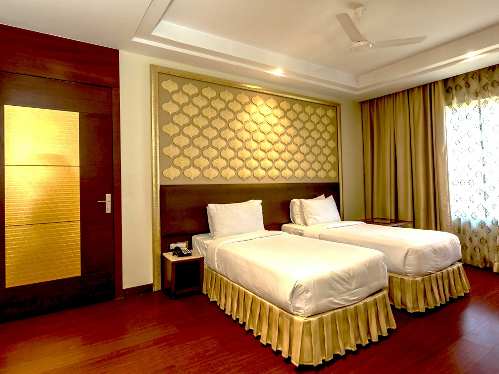 Hotel Kasturi Orchid Pal Экстерьер фото